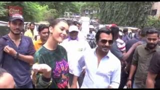 Nawazuddin amp Amy Jackson play golf on Mumbai roads  Freaky Ali  Glint TV [upl. by Attener]