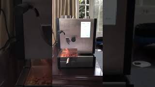 Quick testing ROEST L100 Plus  Sample Coffee Roaster coffee [upl. by Nica]