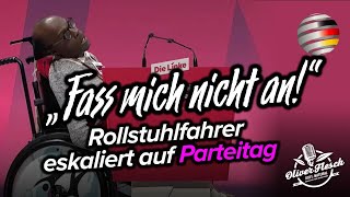 „Fass mich nicht an“ – Rollstuhlfahrer Bernard Bonsu eskaliert auf Parteitag der Linken [upl. by Hastie]