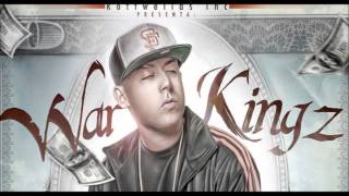 Cosculluela  La Vida Que Vivo War Kingz 2012 [upl. by Einafit]