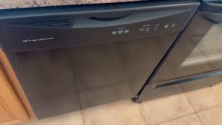 Frigidaire FDB520RHB0 Dishwasher  Test [upl. by Blisse]