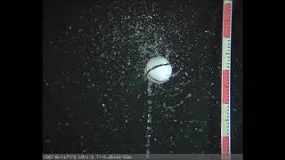 Ball schwebt im Wasserstrahl 1057 fps [upl. by Yramliw]