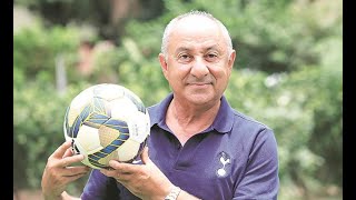 Osvaldo Ardiles “Maradona y Messi son mágicos pero Pelé era completo” [upl. by Ahtinak473]