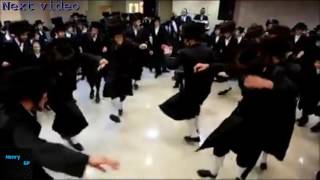 Jewish dance  Helemaal niets in Amsterdam [upl. by Ahsratal505]