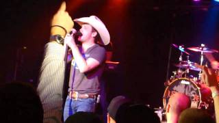 Justin Moore  Back That Thing Up [upl. by Nelac89]