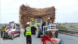 Ford 3610 load sugrence crossing very dangerous motorwayTractortractor load sugarence [upl. by Cathie]