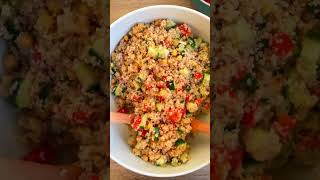 Couscous Salat mit Pfannengemüse Rezept vegan  Salatschwester [upl. by Chloette]