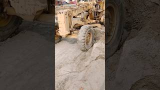 Small grader working video garder operator training centre motorgrader grader [upl. by Treharne813]