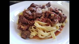 Stoofvlees recept  Italiaans stoofvlees uit de slowcooker  NLBE  Plezierindekeukennl [upl. by Honeyman]