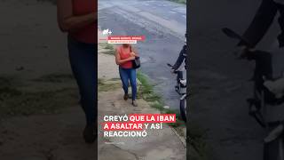 Mujer creyó que la iban a asaltar y así reaccionó  N Shorts [upl. by Nodnas]