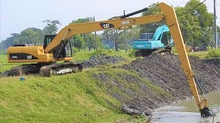 Long Arm Excavator Digging The River Canal CAT 320D L Komatsu PC200 [upl. by Miah481]