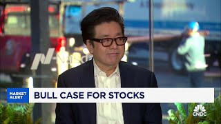 Small caps could outperform by more than 100 in the next few years says Fundstrats Tom Lee [upl. by Nairod89]