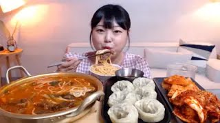 【hyoning孝宁】剪多余咀嚼，只有一口！可爱圆脸小姐姐，食物消失瞬间！‖ 泡菜，大蒸饺，辣牛肉乌冬面 [upl. by Ahsial]