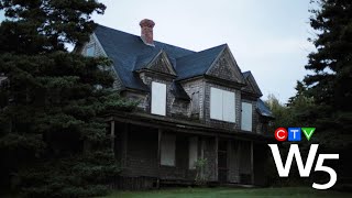 THE HAUNTED HAMPTON HOUSE PART 2 AUCTION ERRORS SPARK A LEGAL BATTLE  W5 INVESTIGATION [upl. by Akemot]