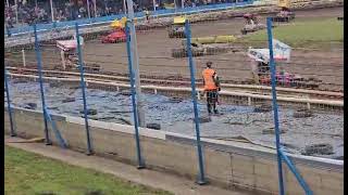 Mildenhall stadium Brisca F2 stock cars 27424 [upl. by Flossy]