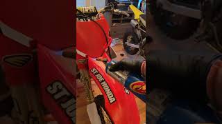 Reviving old plastics crf crf450r bikebuild discovery fyp dirtbike [upl. by Billye106]