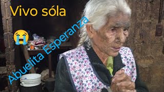 Vivo sola  Abuelita Esperanza [upl. by Animsay]