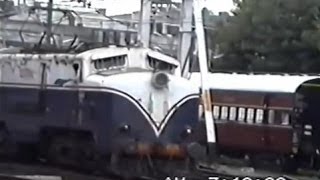 WCM1hauled Deccan Queen departs from Pune July 1995 [upl. by Jules]