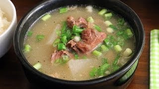 Ox bone soup Seolleongtang 설렁탕 [upl. by Berard206]