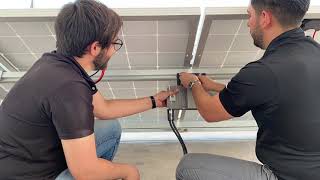 INSTALACIÓN DE SISTEMA DE INTERCONEXIÓN 4 paneles solares 2 microinversores BDM600 [upl. by Acinahs185]