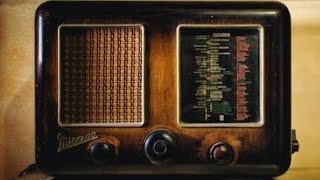 Il fascino intramontabile della radio [upl. by Schoenburg]