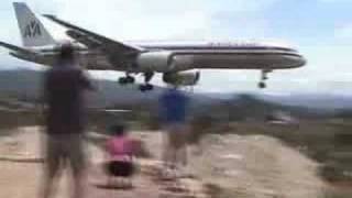 Awesome Landing at Toncontín International Airport [upl. by Irrehs]