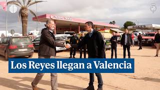 Los Reyes llegan a Valencia tras la DANA [upl. by Odrarebe]