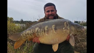 Peche à la carpe  Danny Stanmore à letang de la chaume en octobre 2020 Carp fishing in France [upl. by Ilsel]