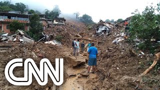 Após 11 anos casas prometidas ainda não foram construídas em Petrópolis  CNN PRIME TIME [upl. by Kaspar]