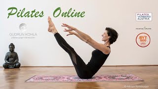 Pilates Matwork 48 Fokus Schulter Arme mit Theraband [upl. by Lodhia]