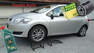 Oil Change Toyota Auris 16 VVTi 91kw changeoil toyota auris [upl. by Bock]