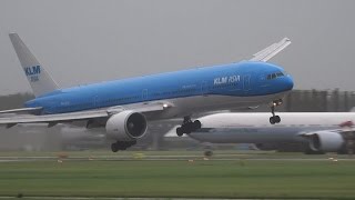 STORM SCHIPHOL KLM GEVAARLIJKE LANDING B777 PHBVB [upl. by Kehsihba781]