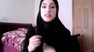 How to Wear a Headscarf Easy Pull on Scarf hijab il amirah [upl. by Anirpas]