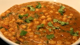 Vella Kadala Curry Chana Masala  Easy Chole recipe  White chickpeas curry [upl. by Selle]