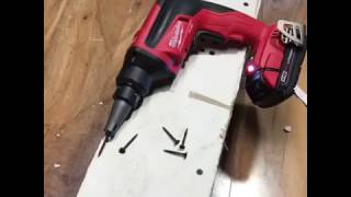 Quick Demo Milwaukee 286620 M18 FUEL Drywall Screw Gun [upl. by Elleraj]