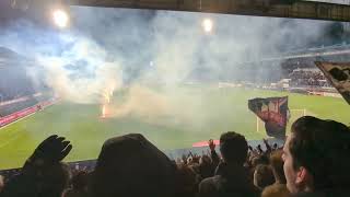 Willem II  FC Zwolle opkomst van de spelers en vuurwerk [upl. by Esilec]