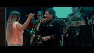 Roy y Los Gentiles  Oficial  Distancia y Amor y DIME en Vivo [upl. by Dowlen]