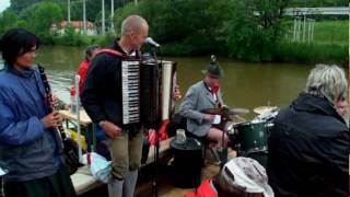 Die Heufelder  Isar Flossfahrt 2011 [upl. by Crosley534]