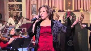 Darlene Love on David Letterman Christmas 2010 HD [upl. by Izy]