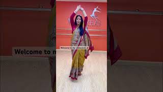 Chalka chalka re dance  vishakha Verma vishakhasdance saree simpledancesteps [upl. by Rovelli]