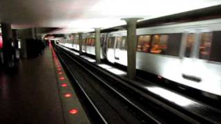 Washington Metro Red Line train to Shady Grove arrives at Dupont Circle station [upl. by Berkley]