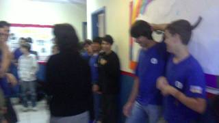 Corredor polones na escola [upl. by Riocard]