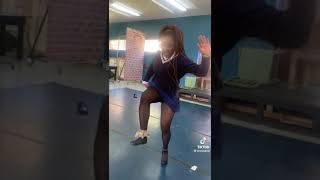 Best ever tswana dance by a schoolgirl africa dance traditional trending schoolgirl school [upl. by Attegroeg]