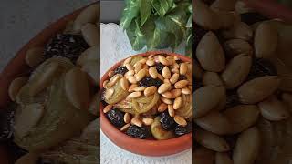 Tajine poulet aux pruneaux [upl. by Frayda]