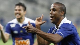 Cruzeiro 4 x 0 Portuguesa  Narração Sensacional Osvaldo Reis Rádio Globo MG 02102013 [upl. by Giff]