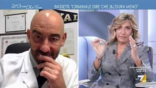 Psicosi da terza dose Matteo Bassetti contro Crisanti e Ricciardi quotÈ criminale un errore [upl. by Junette]