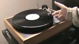 FONS CQ30 turntable trackability test [upl. by Annaehs221]