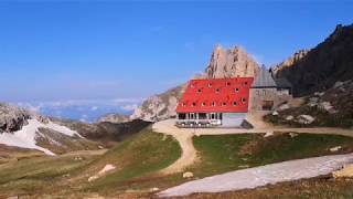 Genußwandern  Von der Seiseralm auf die Tierser Alpl Hütte wwwbergeaktivde [upl. by Adiaros]