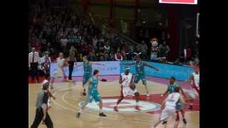 Parrainage de match Cholet Basket  Elan Béarnais Pau Lacq Orthez  140412 [upl. by Baillie774]