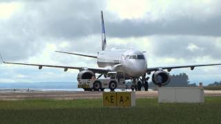 SHOW  DOIS AIRBUS TAM POUSAM E DOIS AZUL DECOLAM DO AEROPORTO DE LONDRINA [upl. by Annabel]